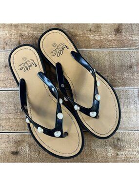 Hello Soho Black Flip Flop Sandals with Pearl Accents Sz Med 7/8